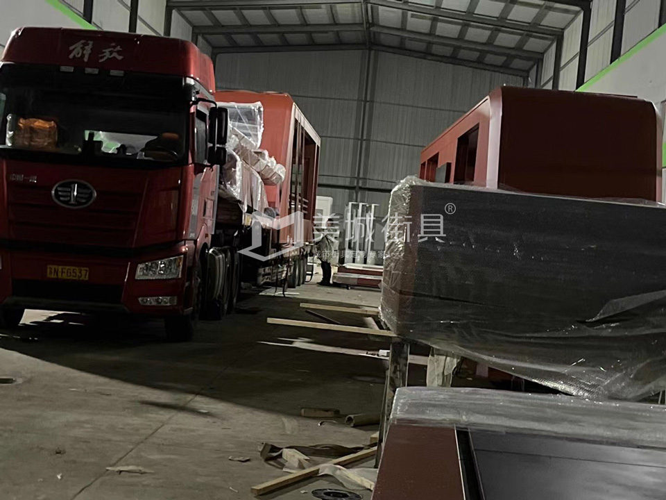 2022.10.6美城街具供應(yīng)忻州第二車(chē)、第三車(chē)候車(chē)亭發(fā)貨記錄